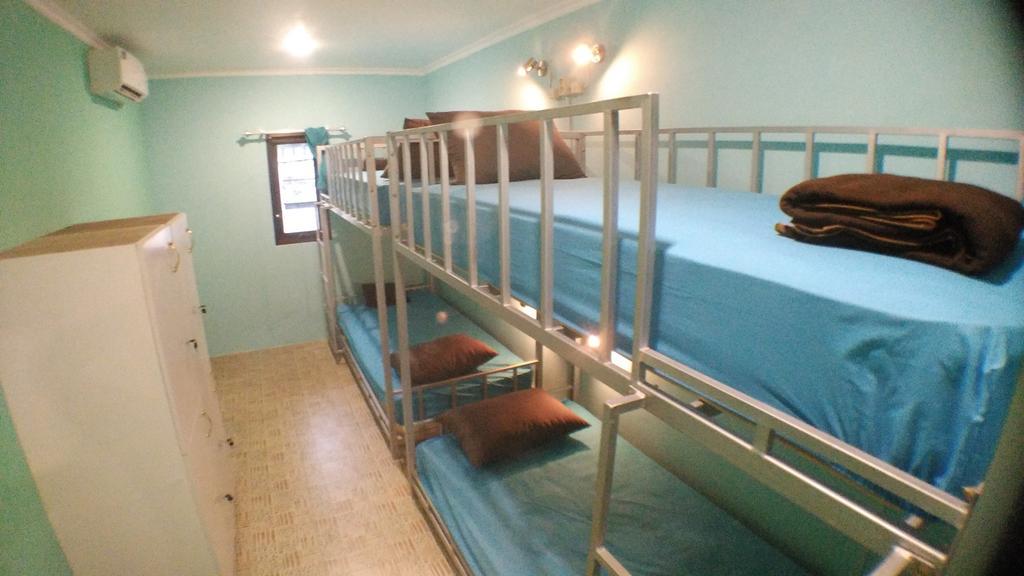 Hoz Bed & Breakfast Джокьякарта Экстерьер фото